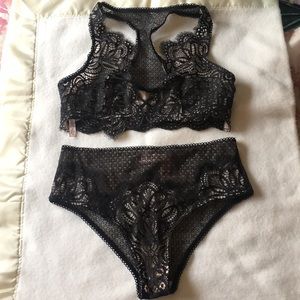 Sold❗️Victoria’s Secret Dream Angels Set